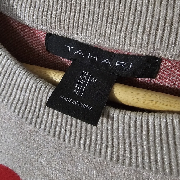 Women's Tahari Heart ❤️ Sweater Sz L - Picture 4 of 4